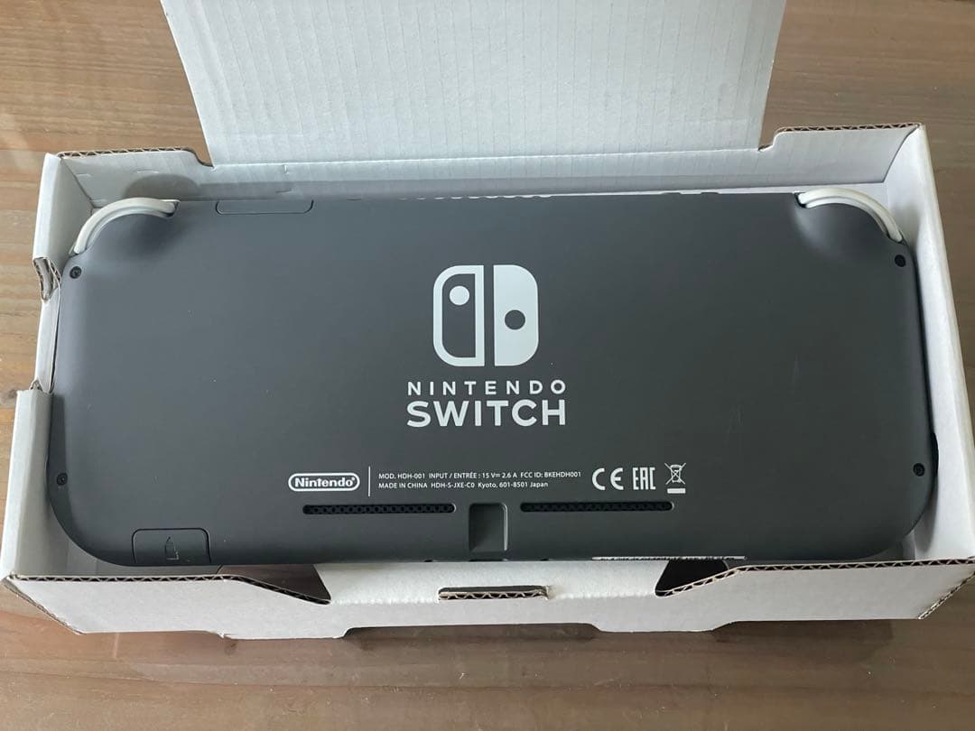 Nintendo Switch Lite グレー 本体【ゲーム付き】