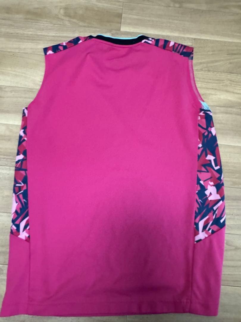 YONEX スリーブレス シャツ ピンク JP M