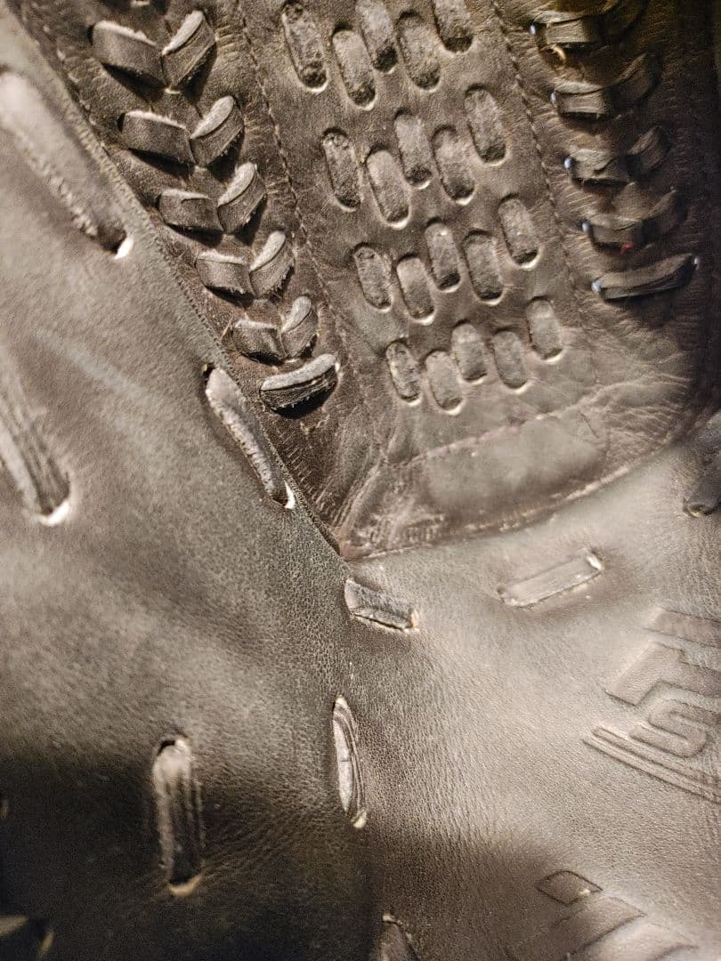 ゼット　プロステイタス　軟式　投手 右投げ　ブラック　指カバー