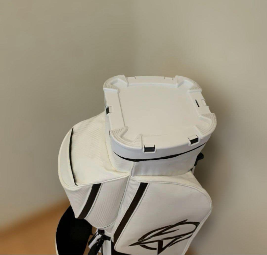 お買い得‼️ 早い者勝ち‼️ スタンドキャディバッグ 透明フード オムニックスゴルフ