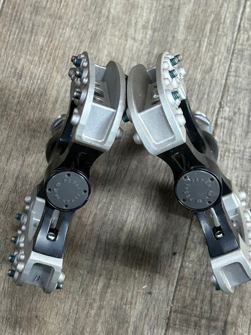 *MKS* gamma pedal ブラック・シルバー