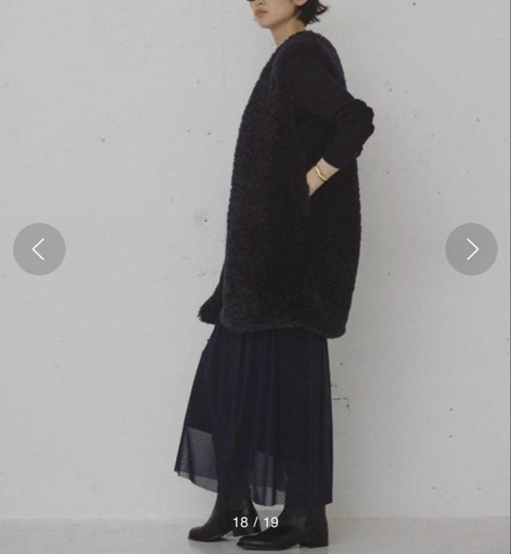 極美品　2023 カレンソロジー　シープライクファーベスト　黒　ロングジレ　ボア