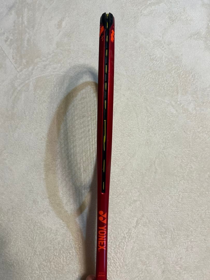 テニスラケット　ジオブレイク70V