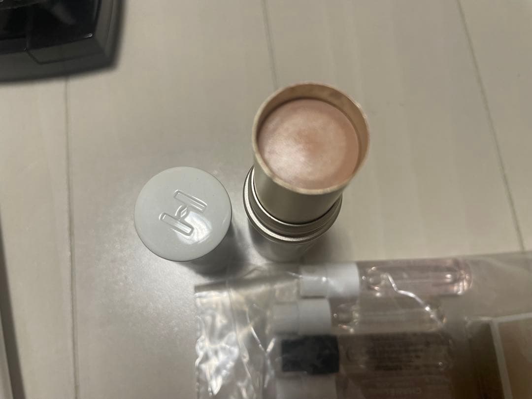 コスメまとめ売り11点　フレグランスサンプル8点