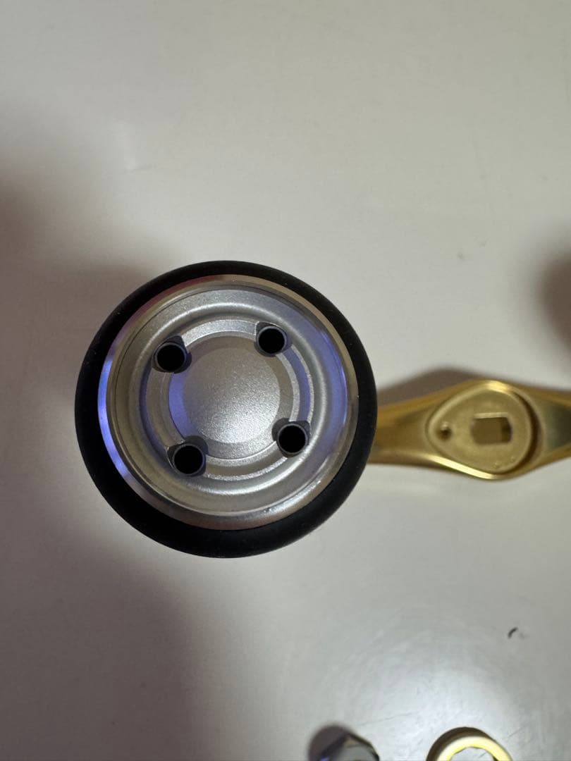 値下げ！！シマノ　カルカッタコンクエスト300 MD ロングハンドル