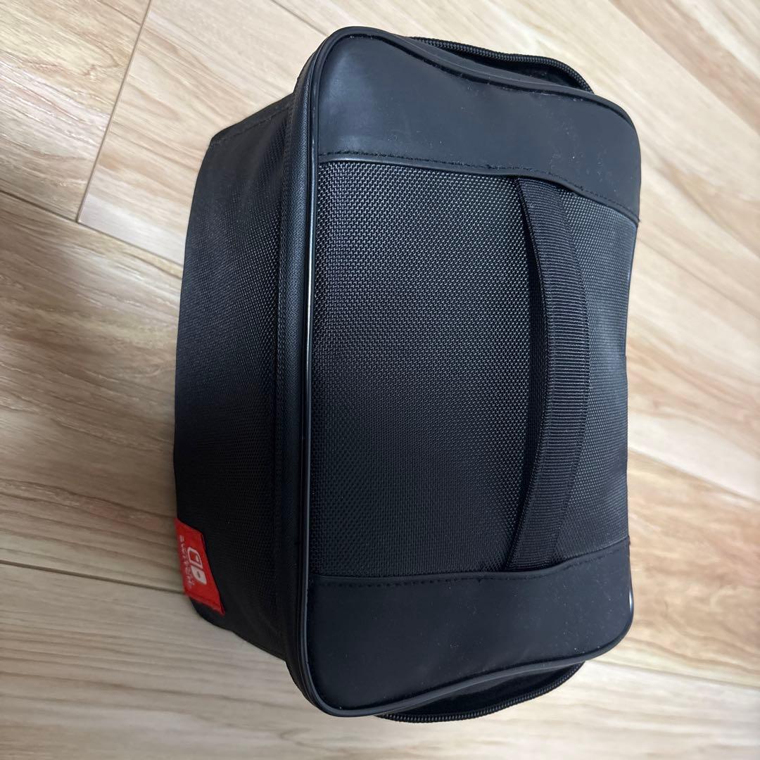 「美品」Nintendo Switch 本体　ケース付き