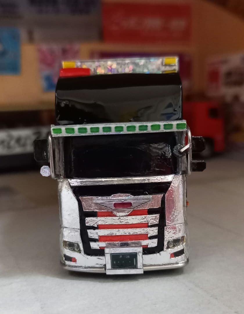 本日夜まで気まぐれ特価❗デコトラトミカ 17プロフィアスタイル