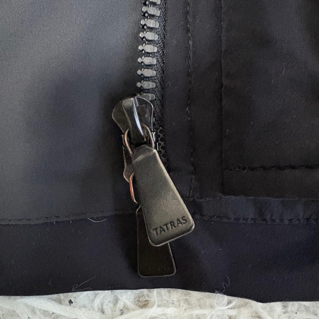 【TATRAS】タトラス フード付き ブラック ダウンベスト サイズ03