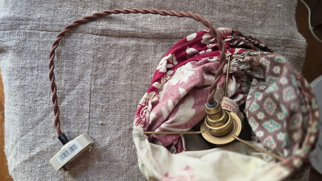 ☆レザビヌフ/LES HABITS NEUFS/アンティーク生地/シェード☆