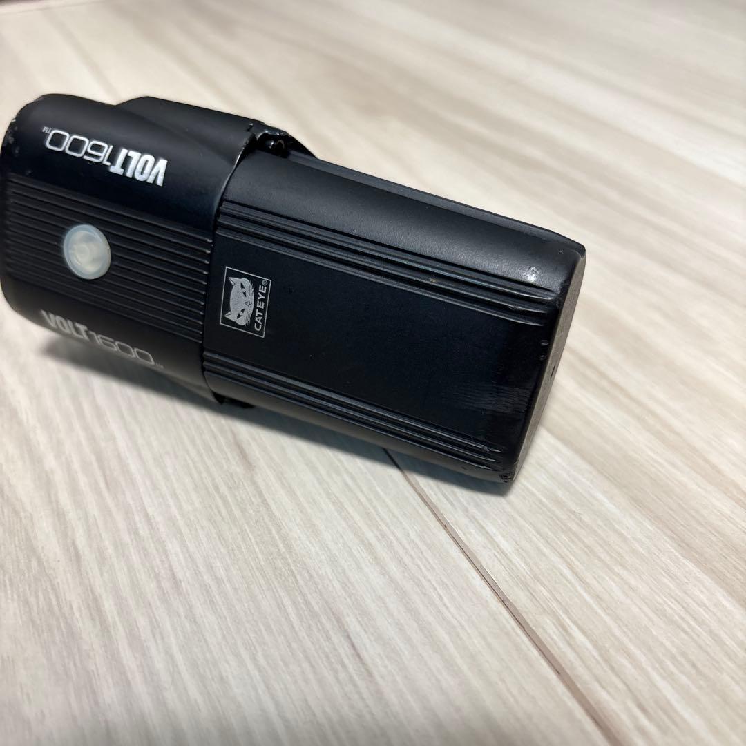 VOLT1600 自転車ライト 黒