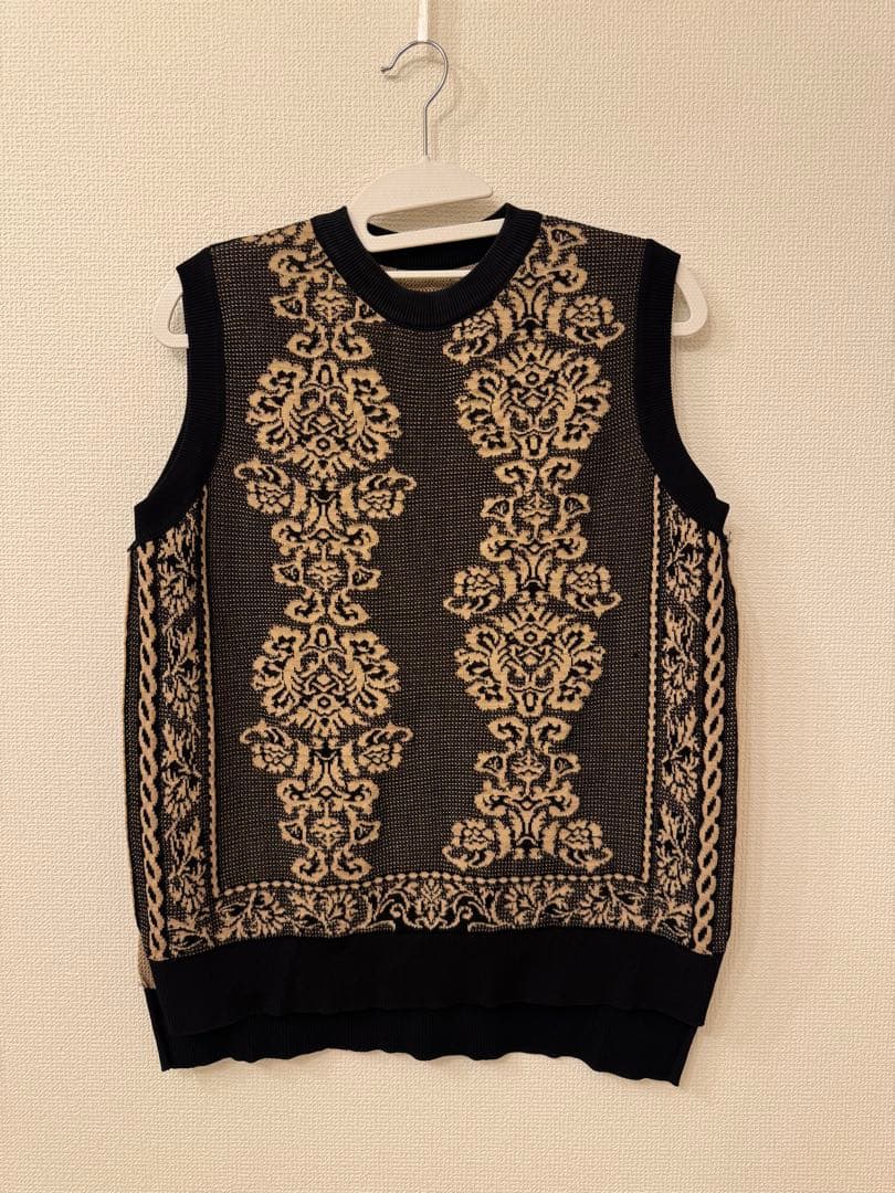 トップス MEDI REVERSIBLE VINTAGE FLOWER KNIT VEST