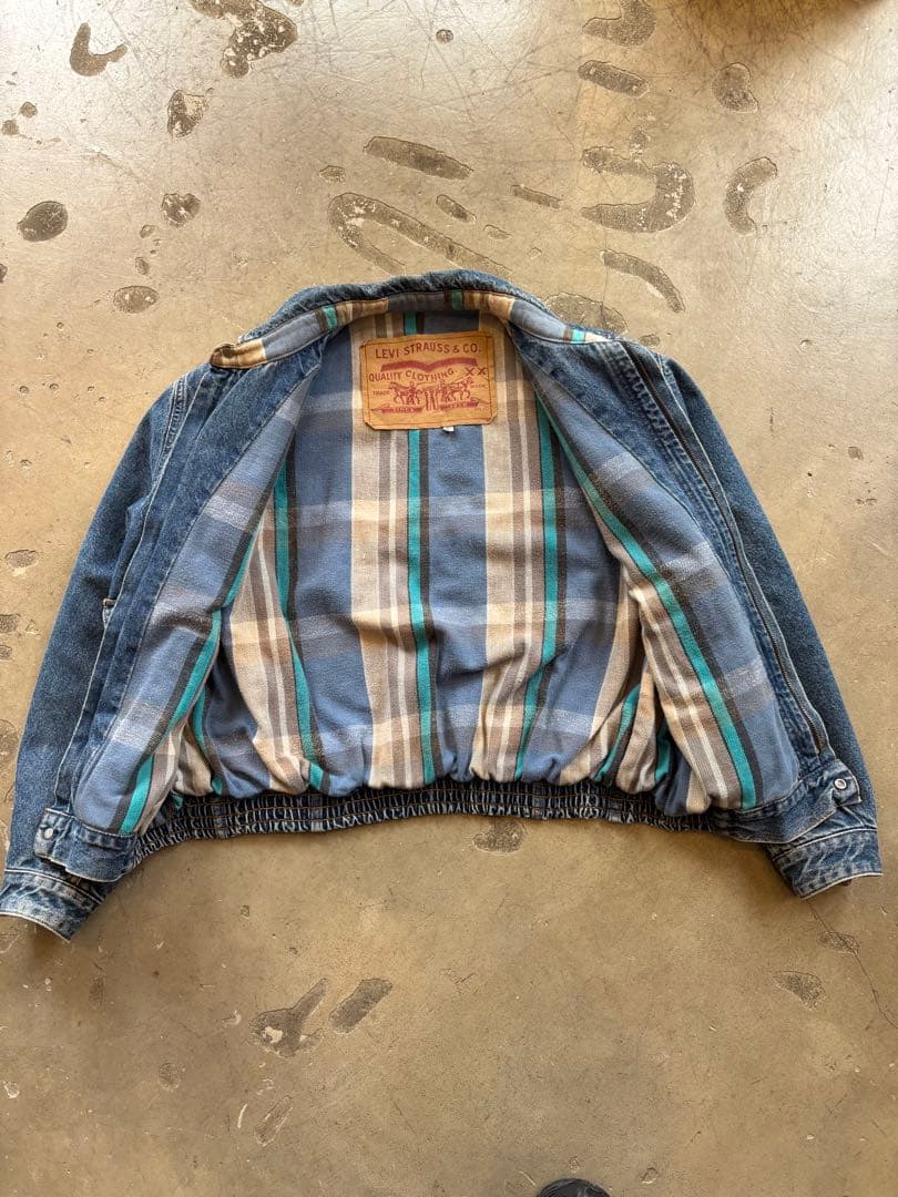 Levi’s デニムジャケット 短丈 ボックスシルエット L相当 古着