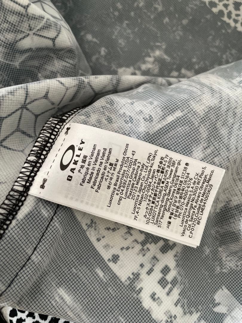 OAKLEY LIGHT JACKET 新品