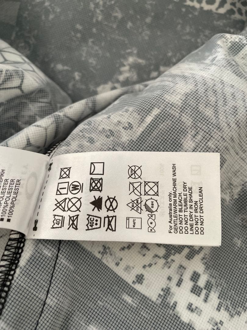 OAKLEY LIGHT JACKET 新品