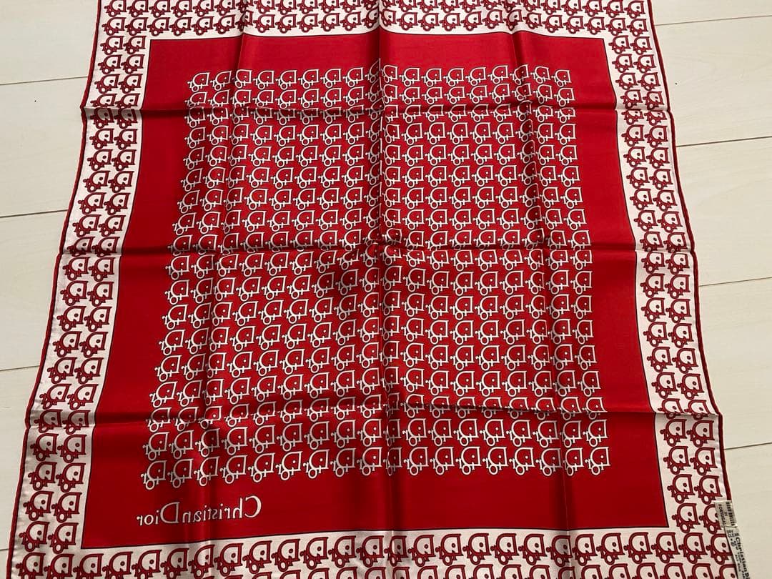 美品　Christian Dior ヴィンテージ トロッター柄 スカーフ