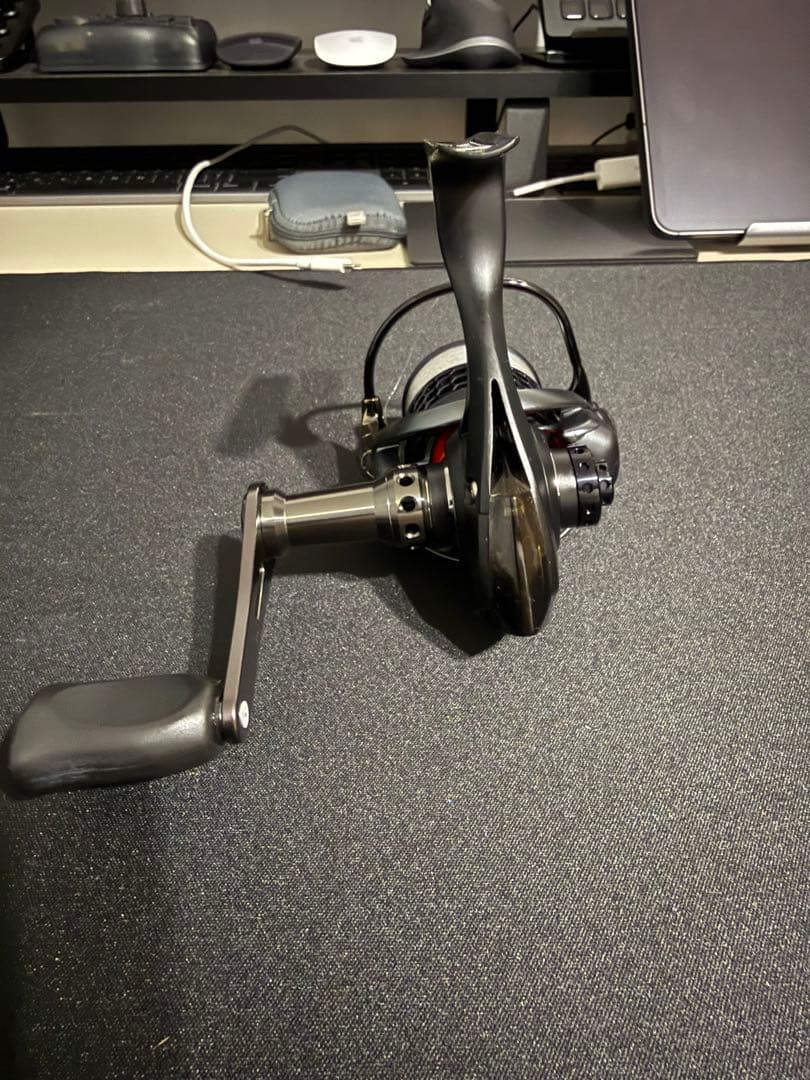 GAUS 20X スピニングリール