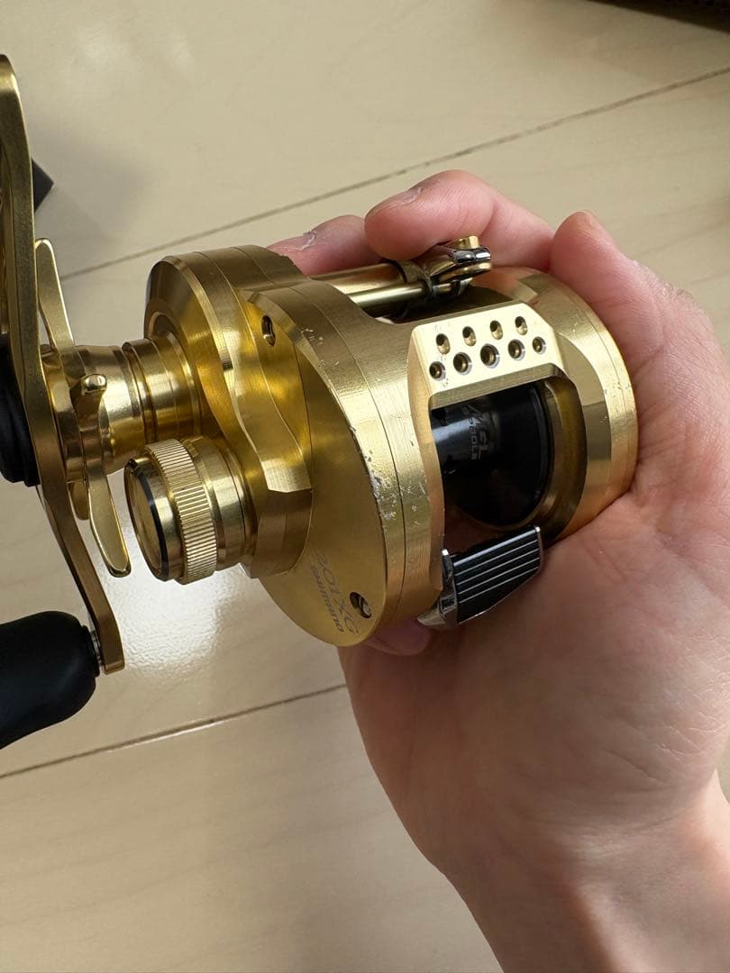 SHIMANO 22 カルカッタコンクエスト201XG 左巻き