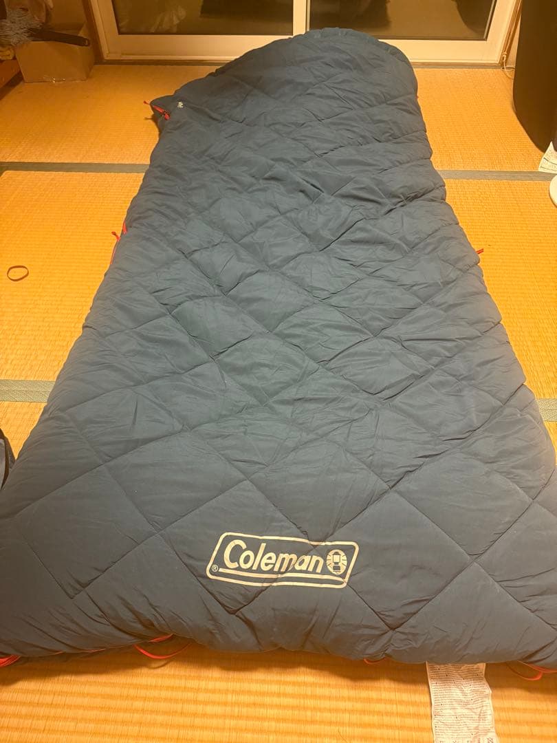 一回使用　コールマン(Coleman) マルチレイヤースリーピングバッグ　①