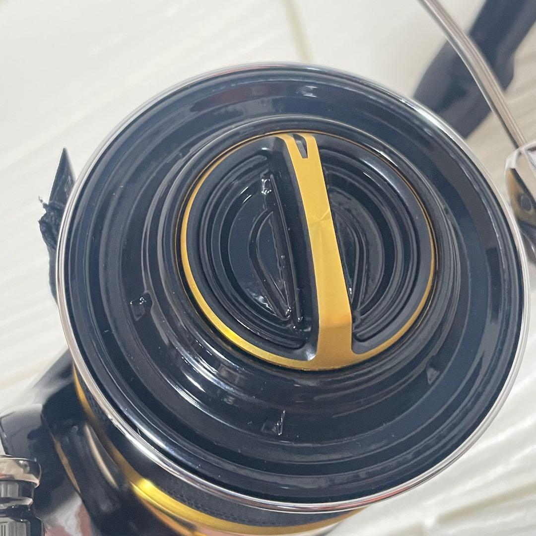 K&H　　【新品】20 ステラ SW 18000HG 付属品全て　糸新品