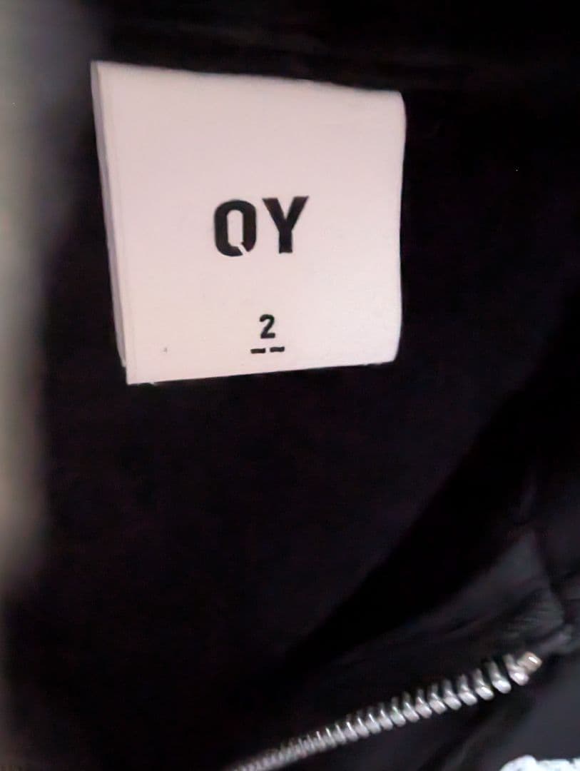 OY ブラック パーカー