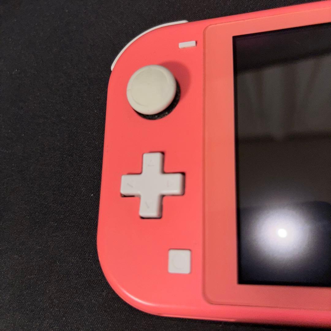 Nintendo Switch Lite コーラル