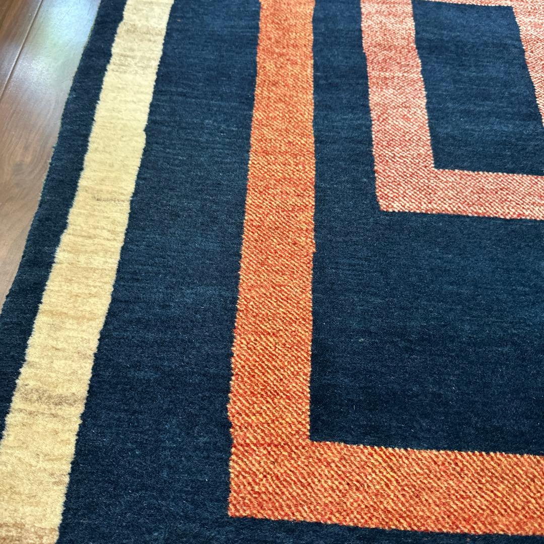 ペルシャ絨毯　リズギャッベ