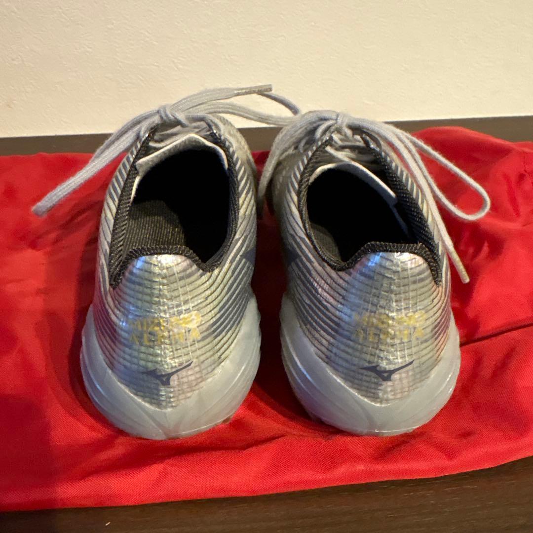 美品　mizuno アルファ2 プロ　24.5cm サッカースパイク　シルバー
