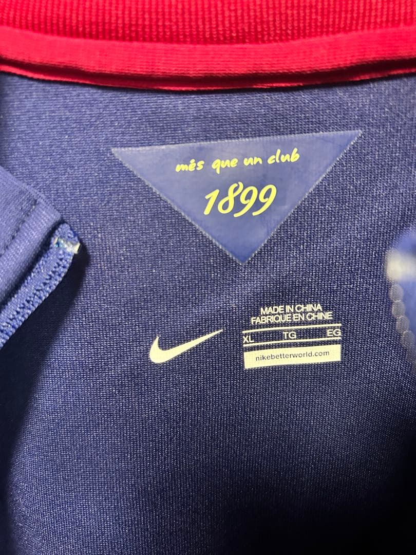 FC Barcelona Nike トラックジャケット　ネイビー