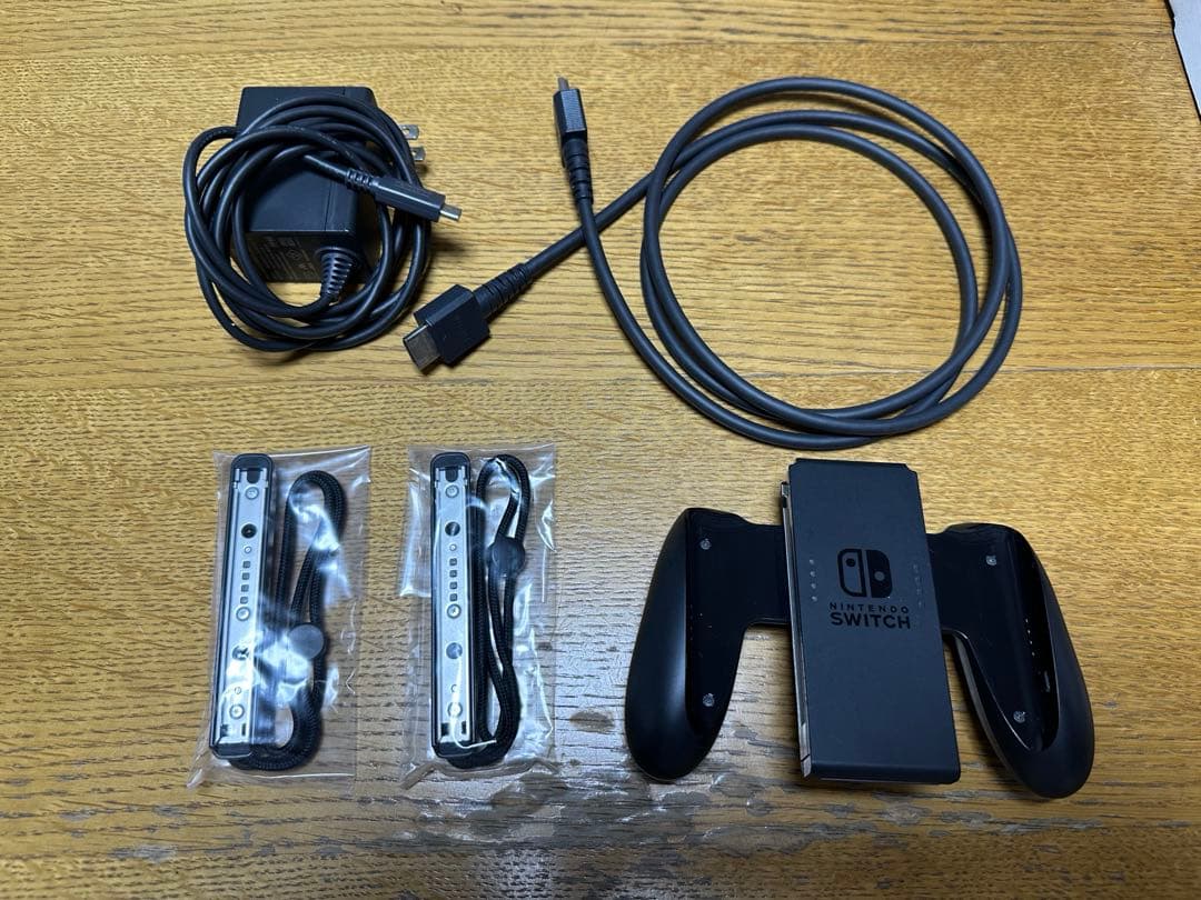Nintendo Switch 青/赤 ジョイコン付き 外箱あり