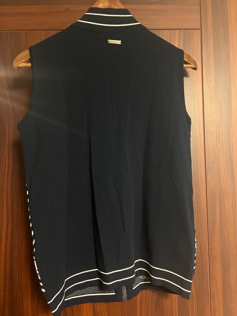 LEONARD SPORTベスト