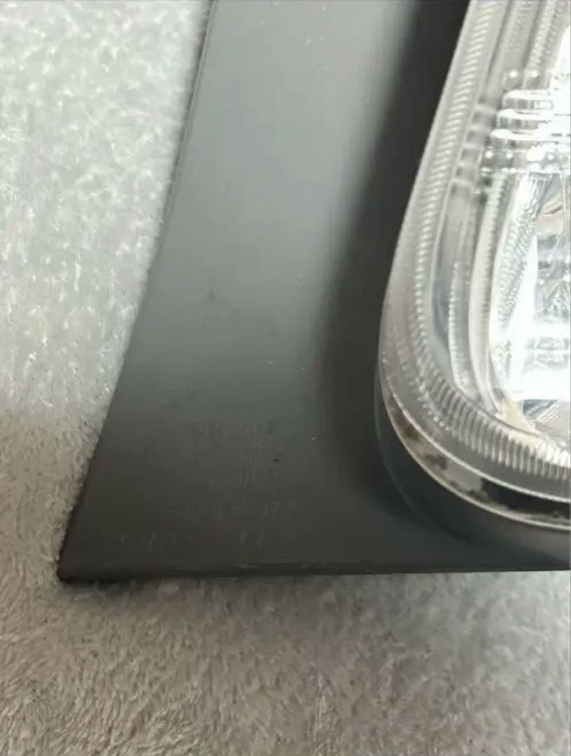 プリウスα前期　テールランプ　TOYOTA純正