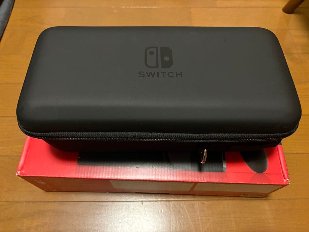 Nintendo Switchニンテンドースイッチ 本体 グレー　ケース付き
