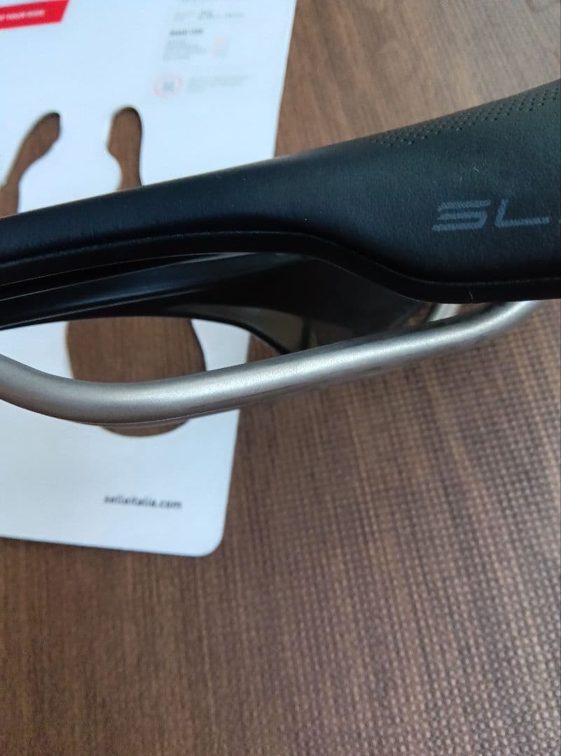 セライタリア　サドル　SLRBOOST　SUPERFLOW TI316 158