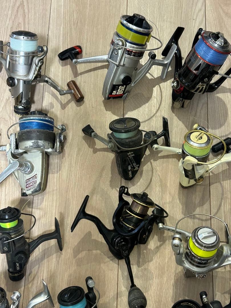スピニングリール　40個　ジャンク