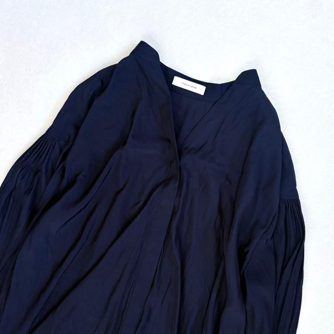 新品タグ付き　PASSIONE パシオーネ　ボリュームスリーブブラウス　ドレープ