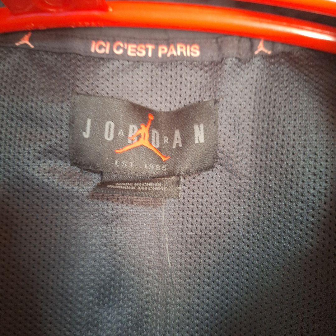 k*k様 新品タグ付き　パリサンジェルマン　NIKE JORDAN 上下セット
