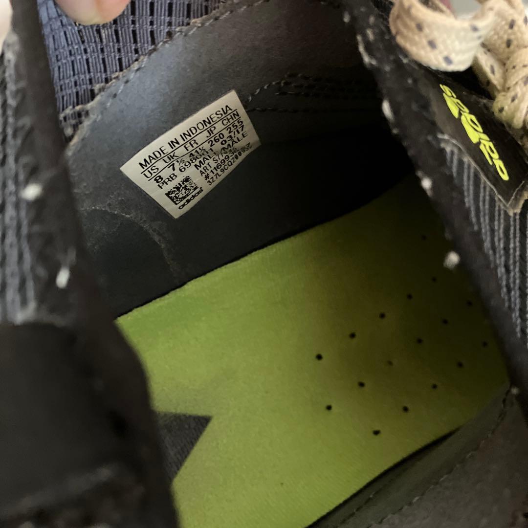 adidas サッカーシューズ ハイカット ホワイト/ブラック/イエロー