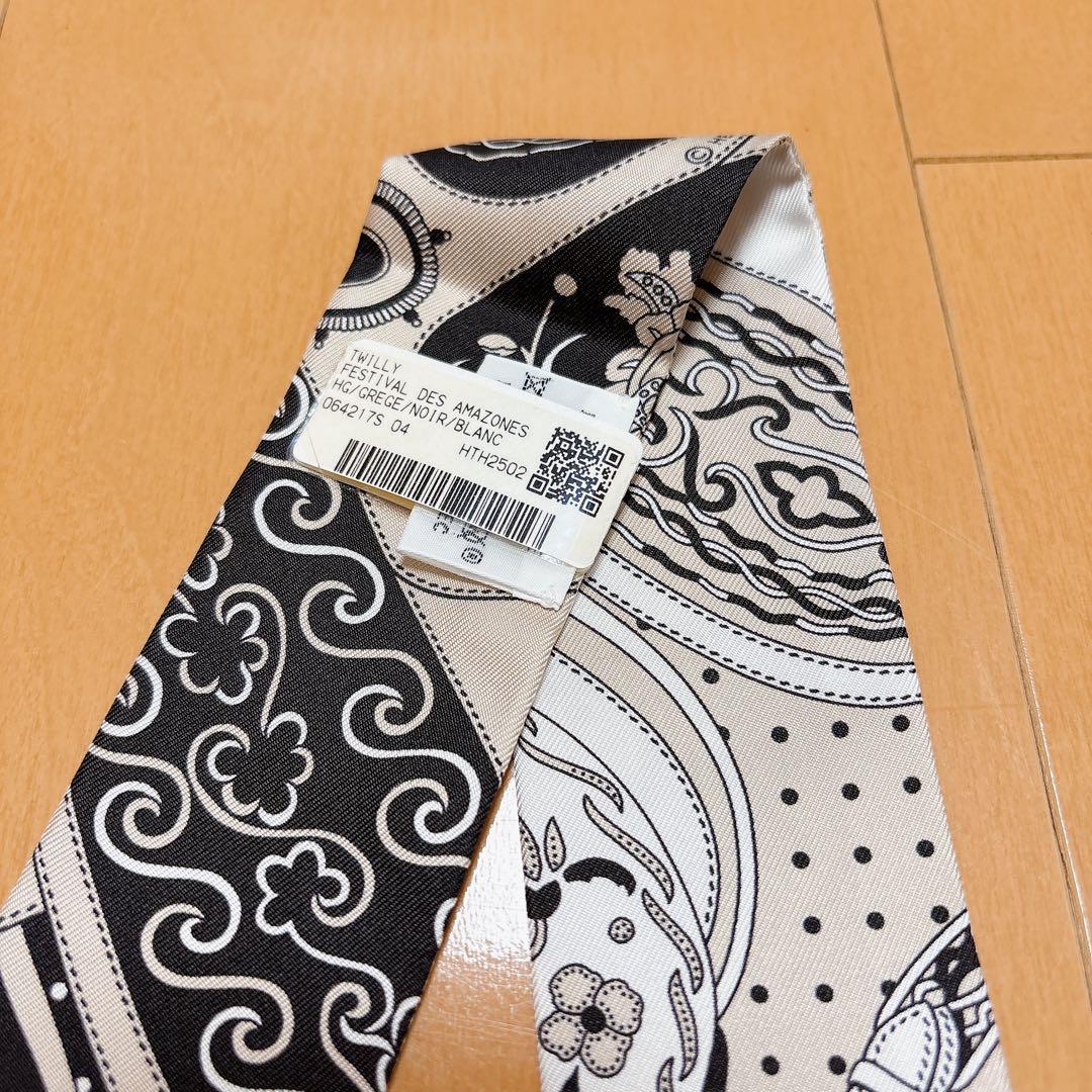 【新品未使用】エルメス　ツイリー 人気！バンダナ2025ss