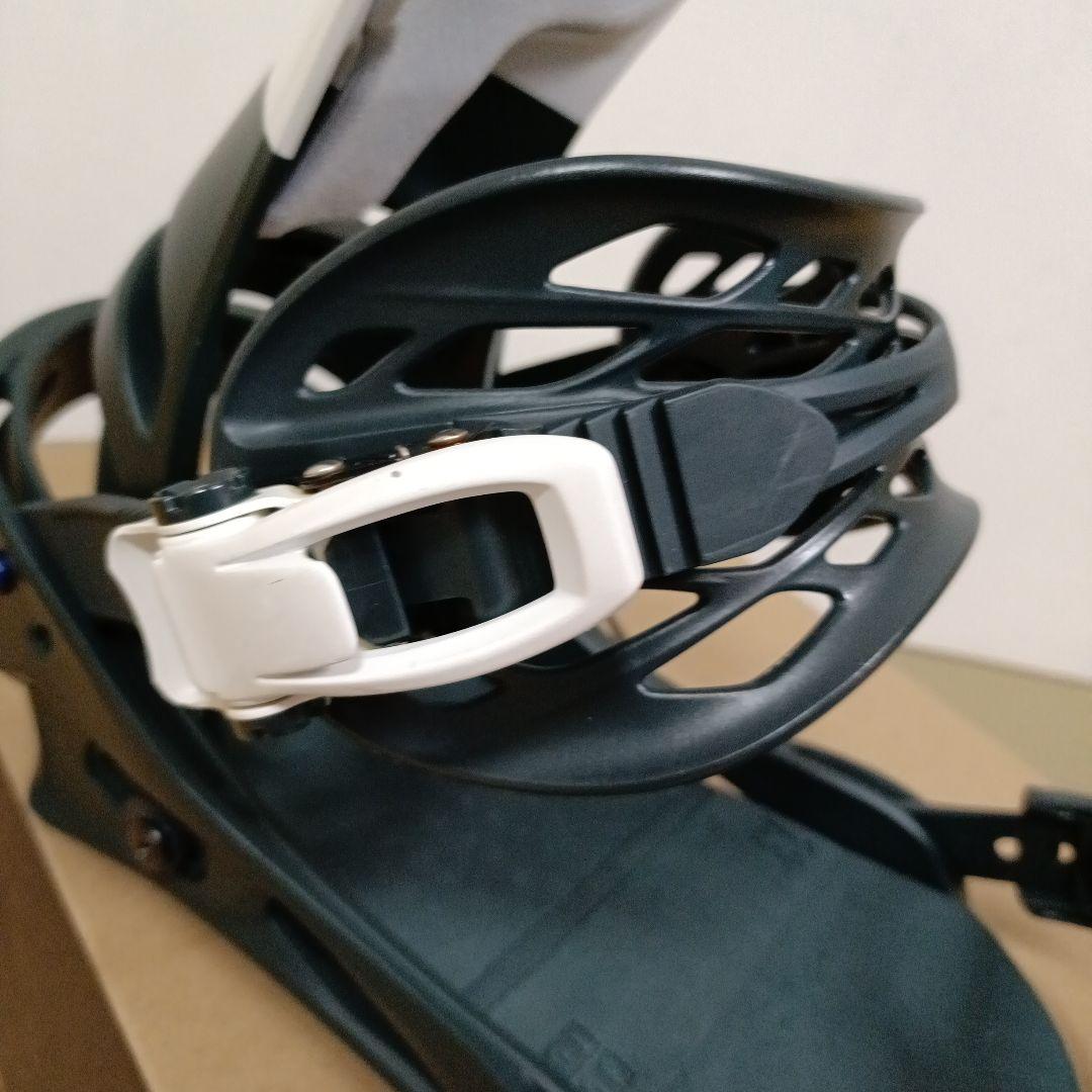 中古　24-25 Burton Cartelスノーボード ビンディング　サイズM