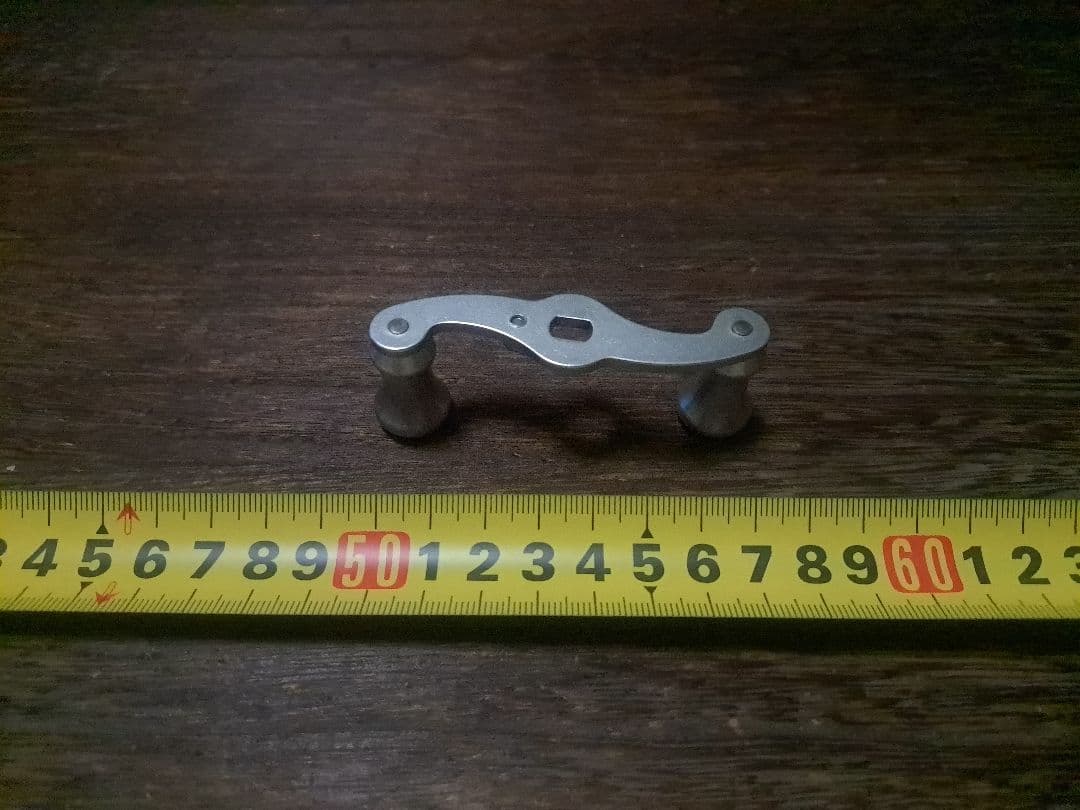 道楽　DOWLUCK　ドウラク　リールハンドル　軸間65mm　シルバー