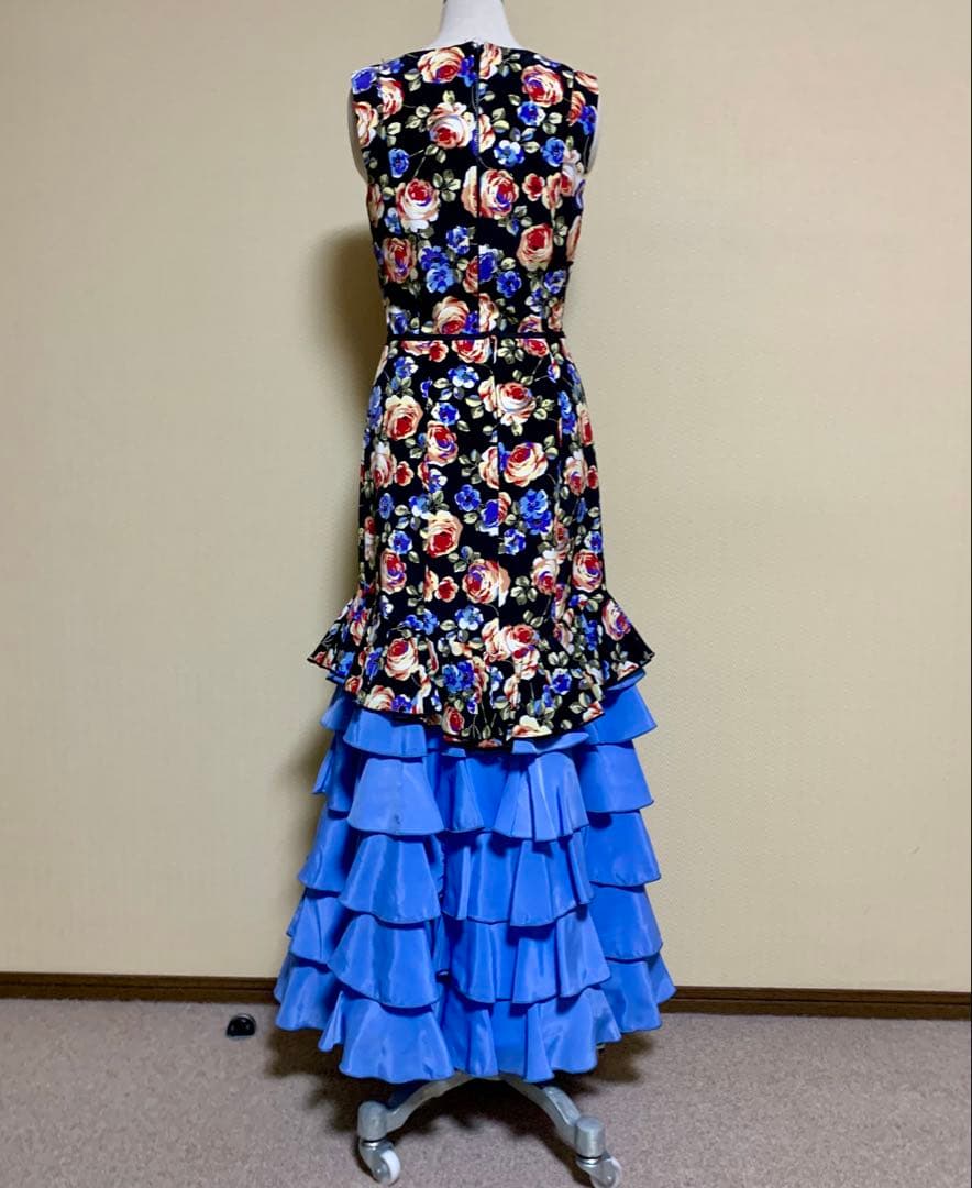 フラメンコ衣装　スペイン製ツーピース、ベルト付き