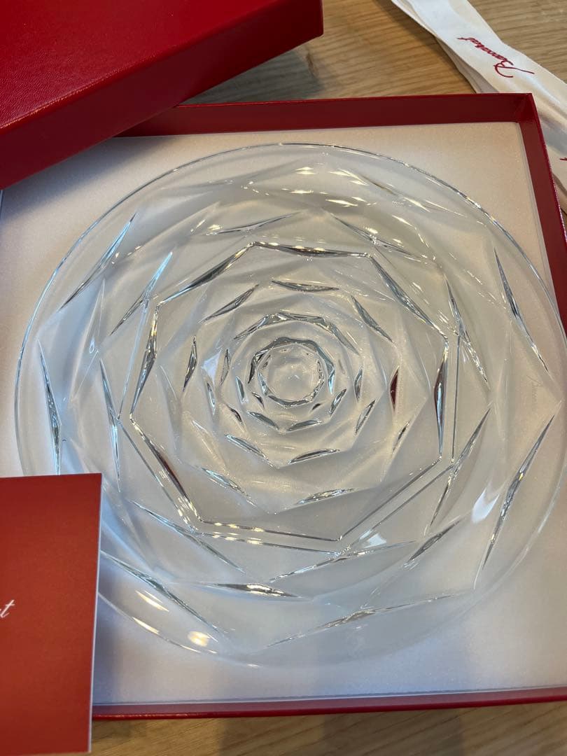 Baccarat スイングプレート M - ミディアム