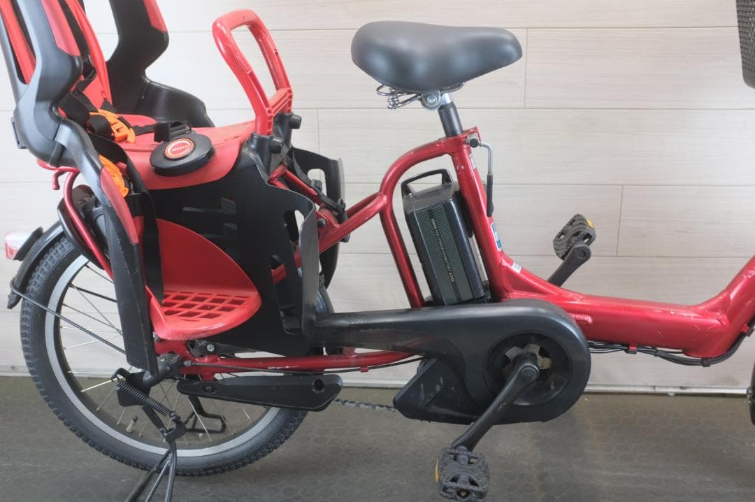 電動自転車ヤマハPAS　KISS　20インチ　3段8.7Ah（4点灯）充電器あり