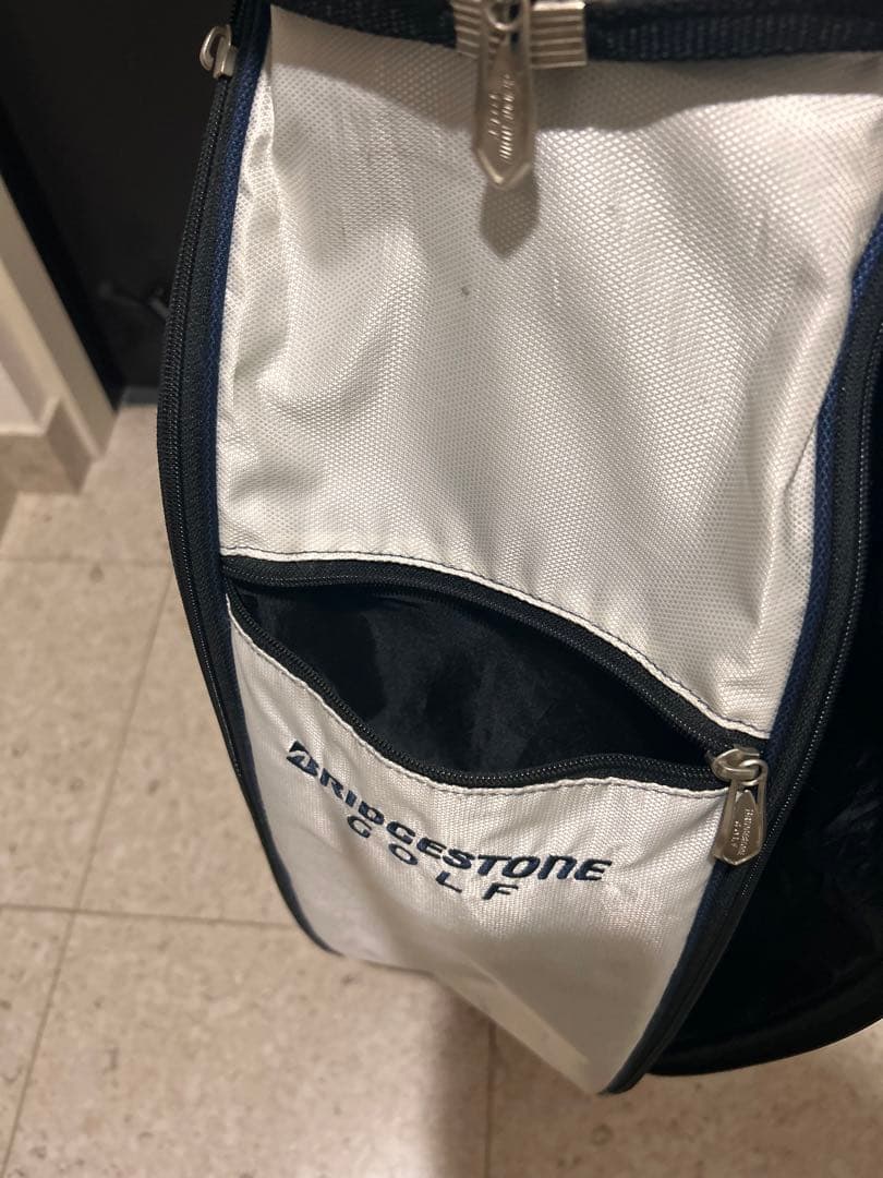 格安‼️ゴルフバッグ‼️大人気のブリヂストン‼️