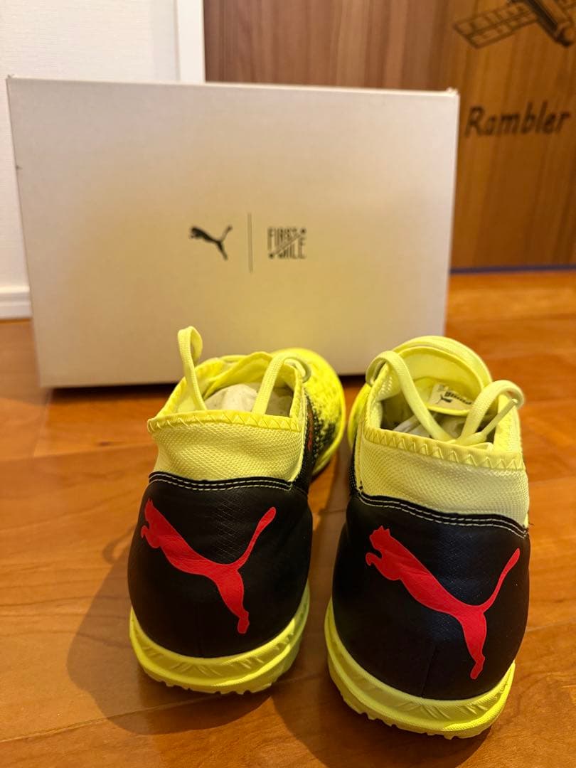 【PUMA 】サッカーシューズ メンズ　29cm 美品