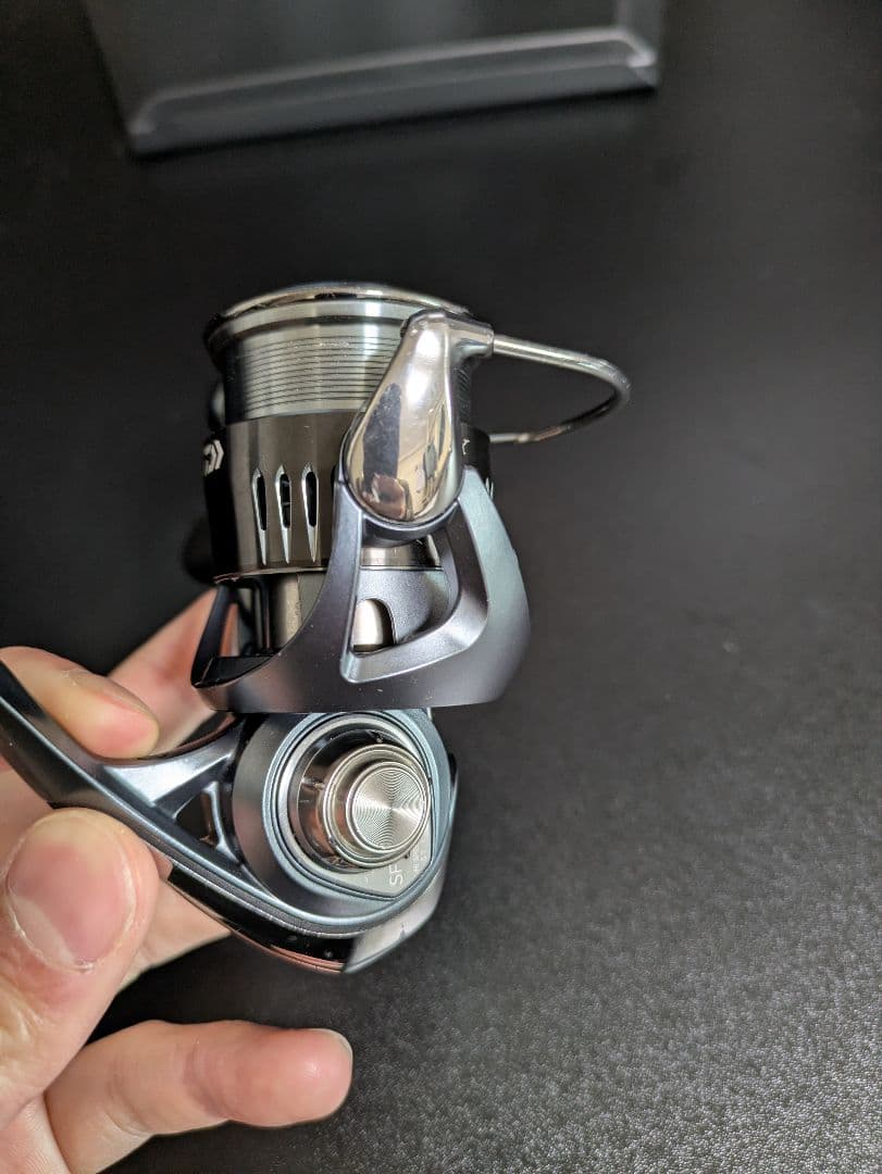 リール daiwa airity st sf 2000ss-h