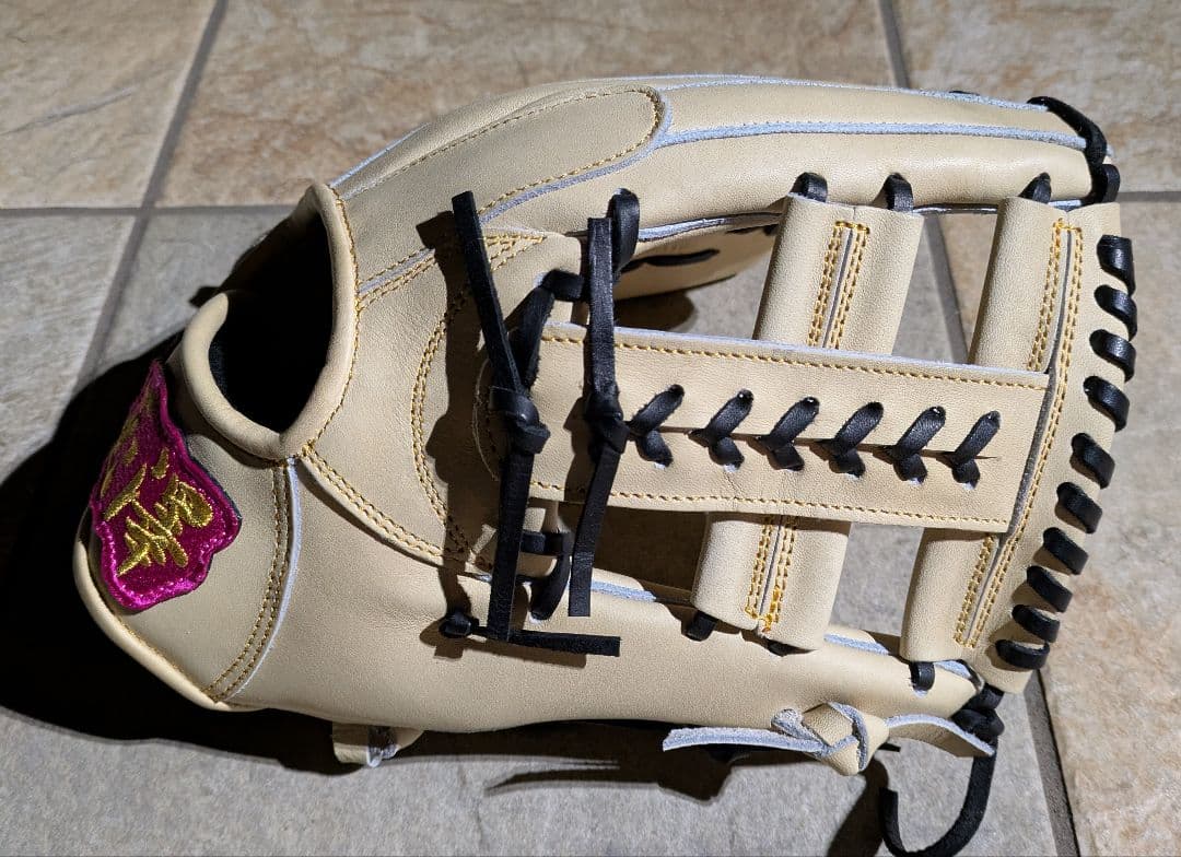 玉澤　硬式グラブ