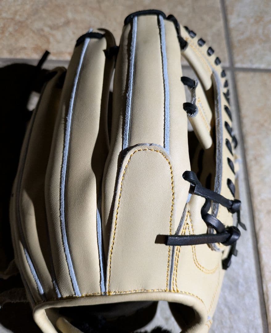 玉澤　硬式グラブ