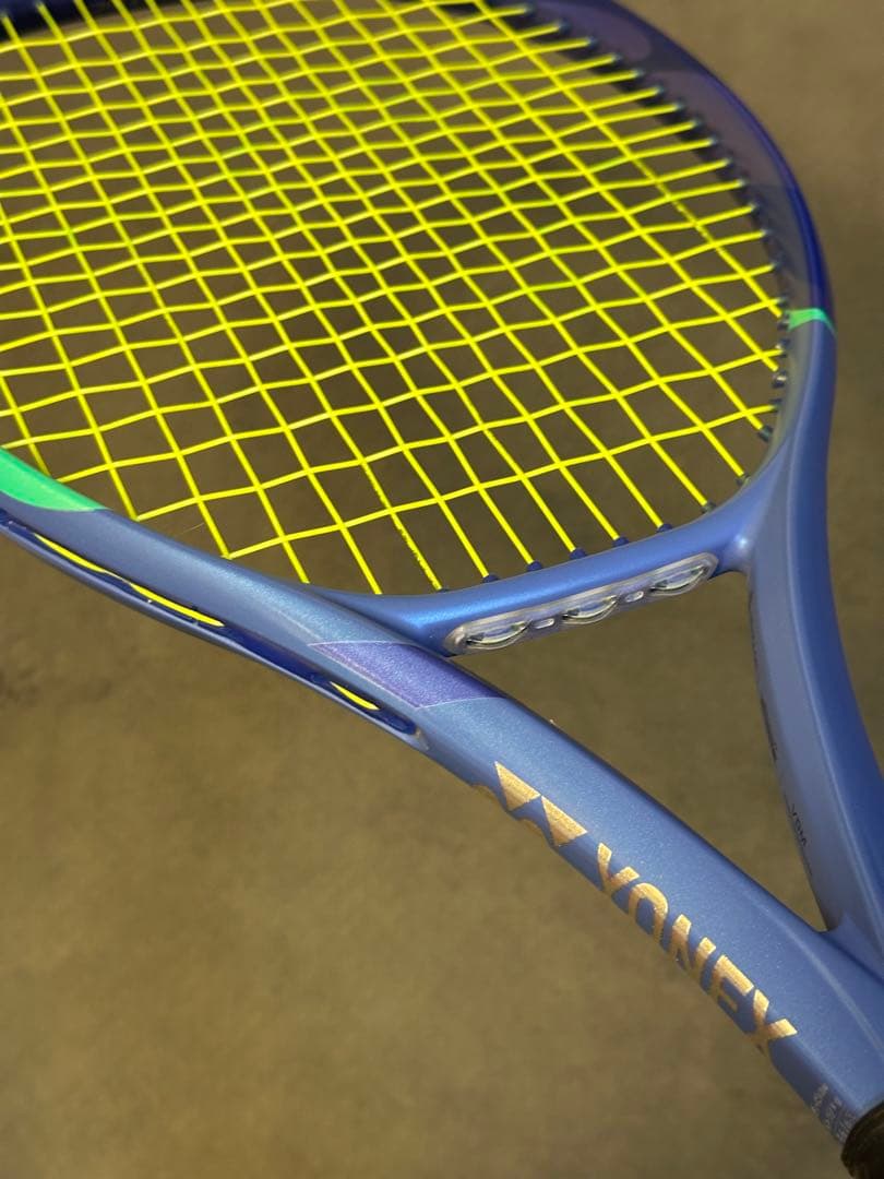 【美品】YONEX EZONE100 TOUR G3