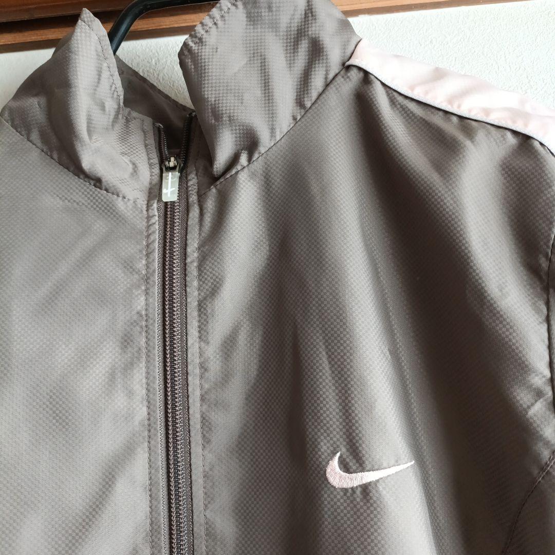 Nike ウィンドブレーカーセットアップ　レディース L